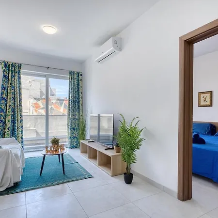 2br Floor Views